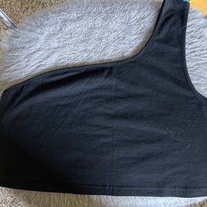 One shoulder crop top